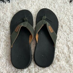 Men’s Rip Curl Flip Flops Excellent Used Condition size 8